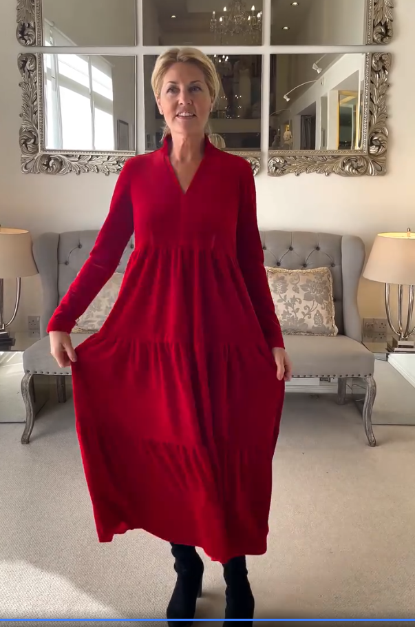 Robe trapèze mi-longue plissée de couleur unie