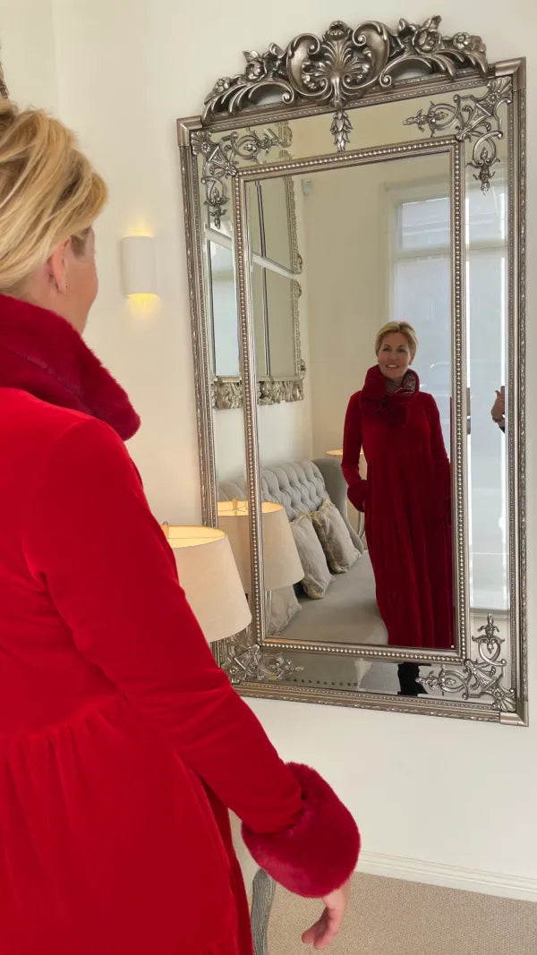 Robe trapèze mi-longue plissée de couleur unie