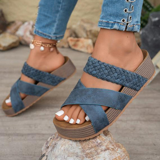 👡 50% DE DESCONTO AGORA! 🔥 Sandálias de cunha com tiras entrecruzadas para mulher – Confortáveis, elegantes e perfeitas para os dias de verão