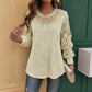 Top feminino elegante em patchwork de renda